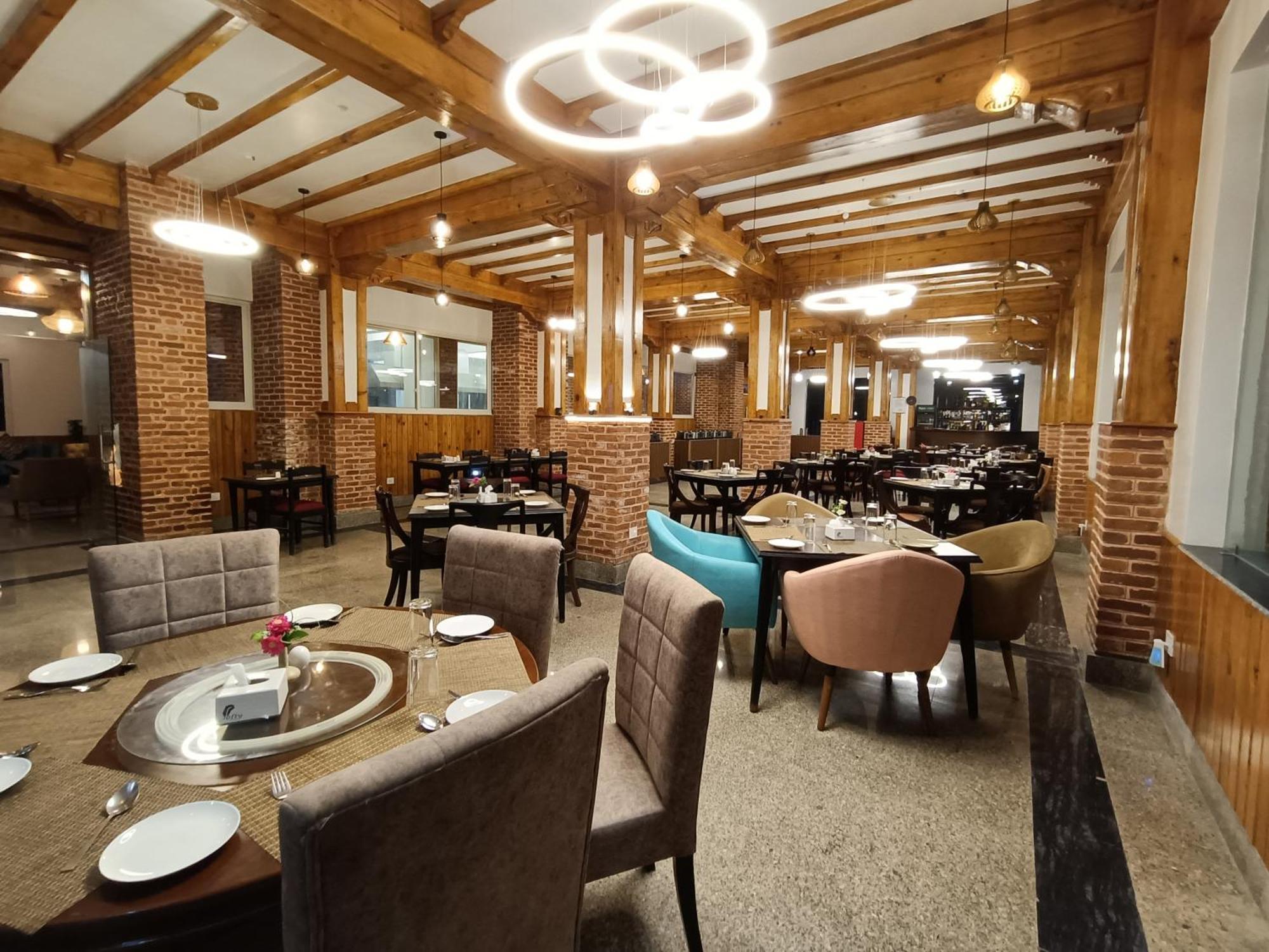 Hotel Chautari Pvt Ltd Nagarkot Exteriör bild