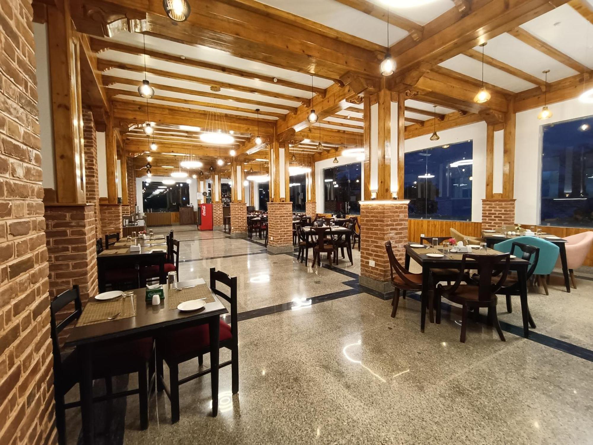 Hotel Chautari Pvt Ltd Nagarkot Exteriör bild
