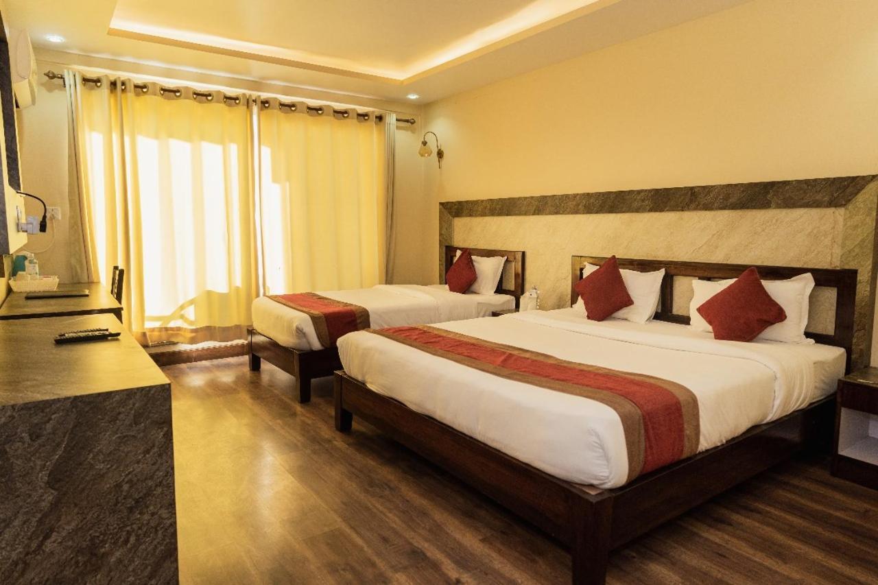 Hotel Chautari Pvt Ltd Nagarkot Exteriör bild