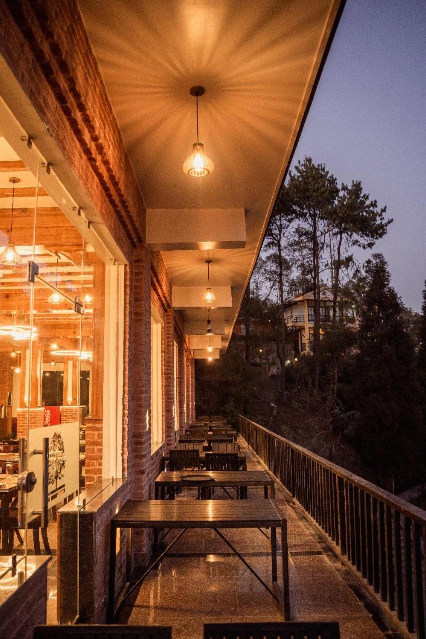 Hotel Chautari Pvt Ltd Nagarkot Exteriör bild