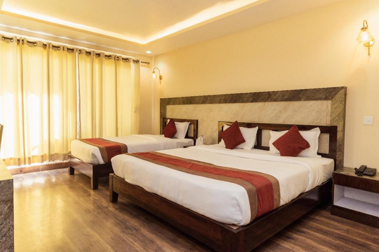Hotel Chautari Pvt Ltd Nagarkot Exteriör bild
