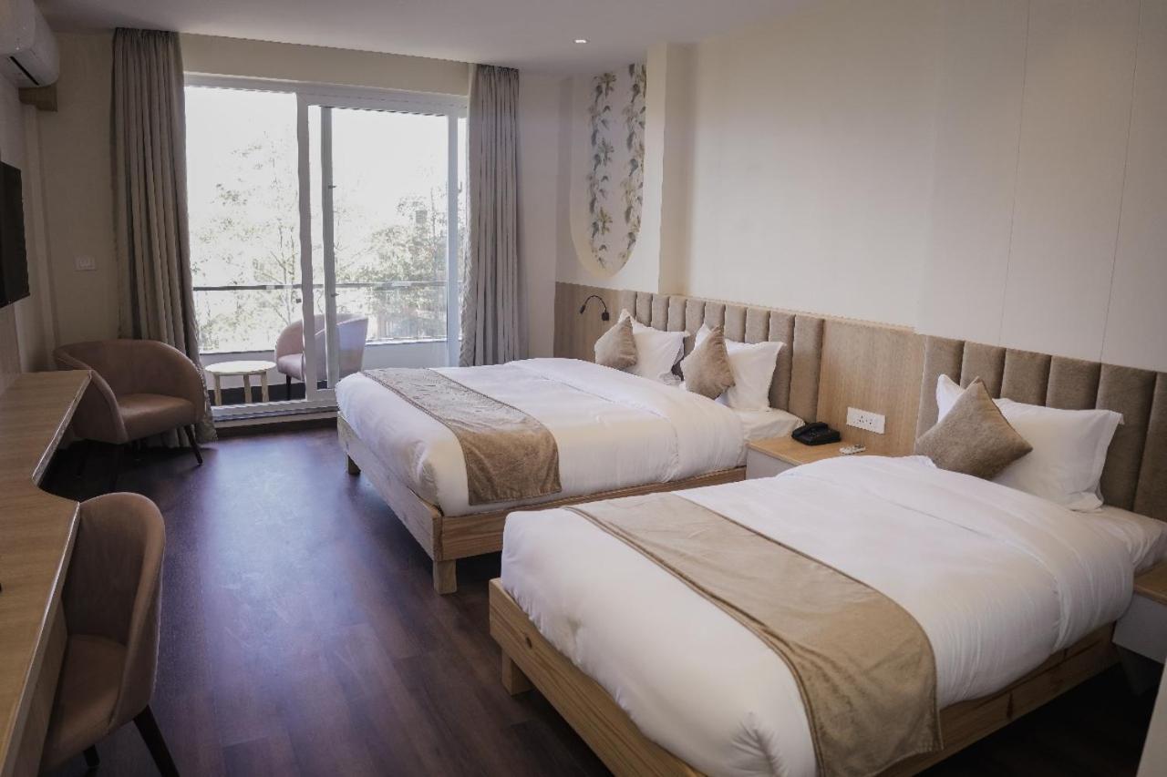 Hotel Chautari Pvt Ltd Nagarkot Exteriör bild